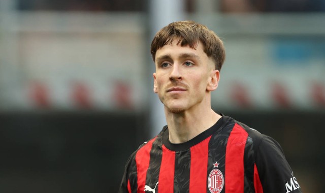 米兰不放弃科斯蒂奇！报价与游击队谈判背后的秘密