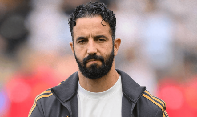 震惊更衣室，曼联11将集体发文，送别阿莫林，这次换帅不一样