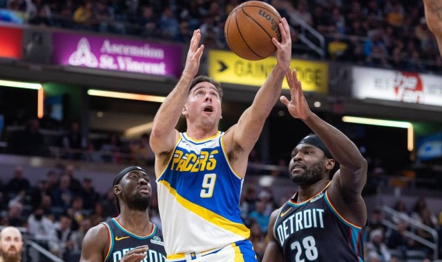 坎宁安24+11西卡24分 活塞擒步行者迎13连胜平队史纪录