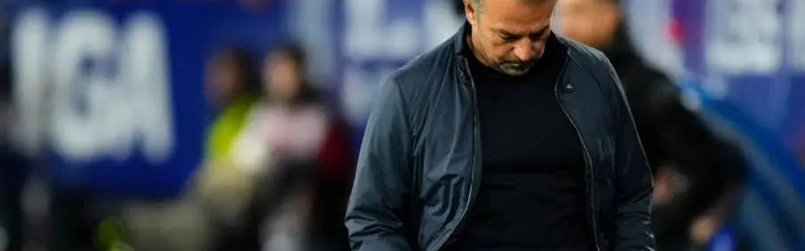 巴萨内讧疑云：主帅指责球员态度低迷，球员质疑高位战术失灵