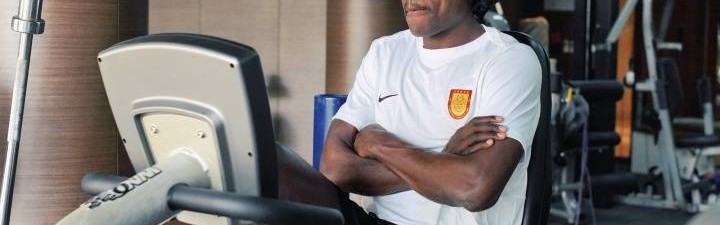 欧冠射手加盟！重庆官宣边路快马，欧冠时速断崖第一，身价200万